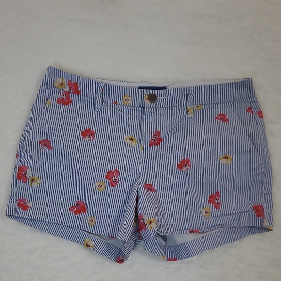 Old Navy Blue & White Striped Shorts with Floral Design size 6 - Picture 1 of 8